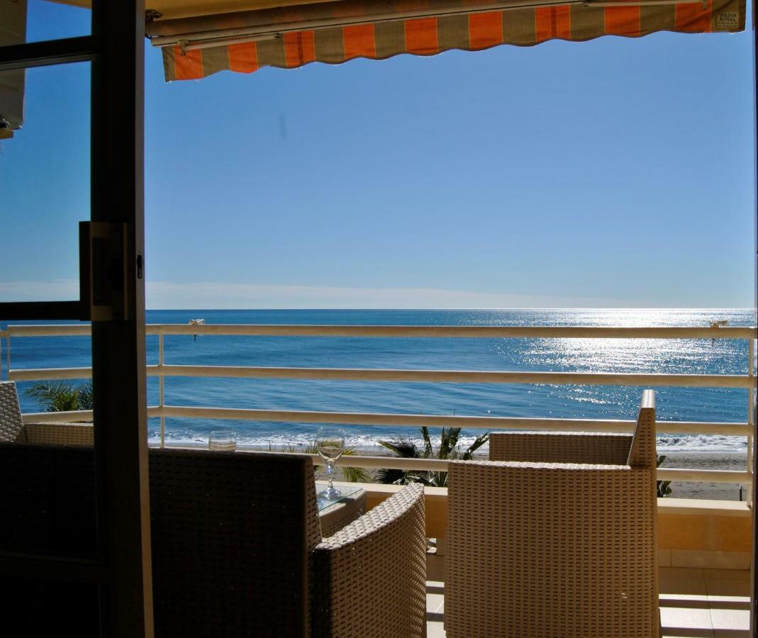 Apartamento Frente Al Mar,Primera Linea De Playa Rincón de la Victoria Exterior foto